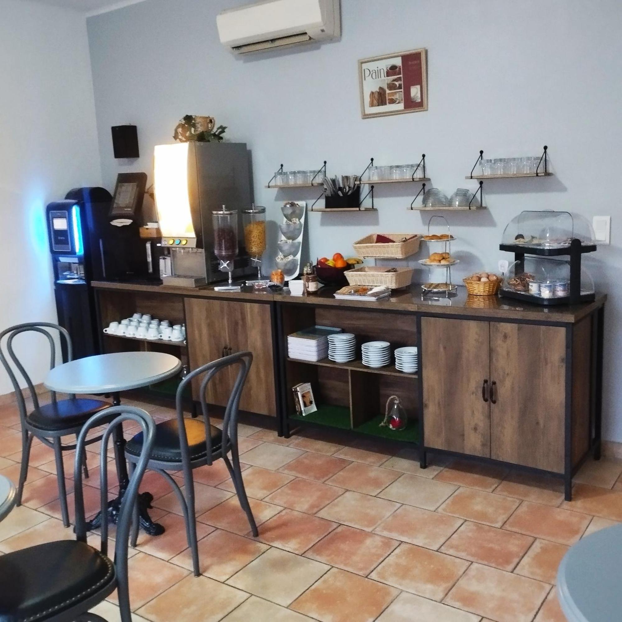 Hotel Du Lac Chateau-Arnoux-Saint-Auban Luaran gambar