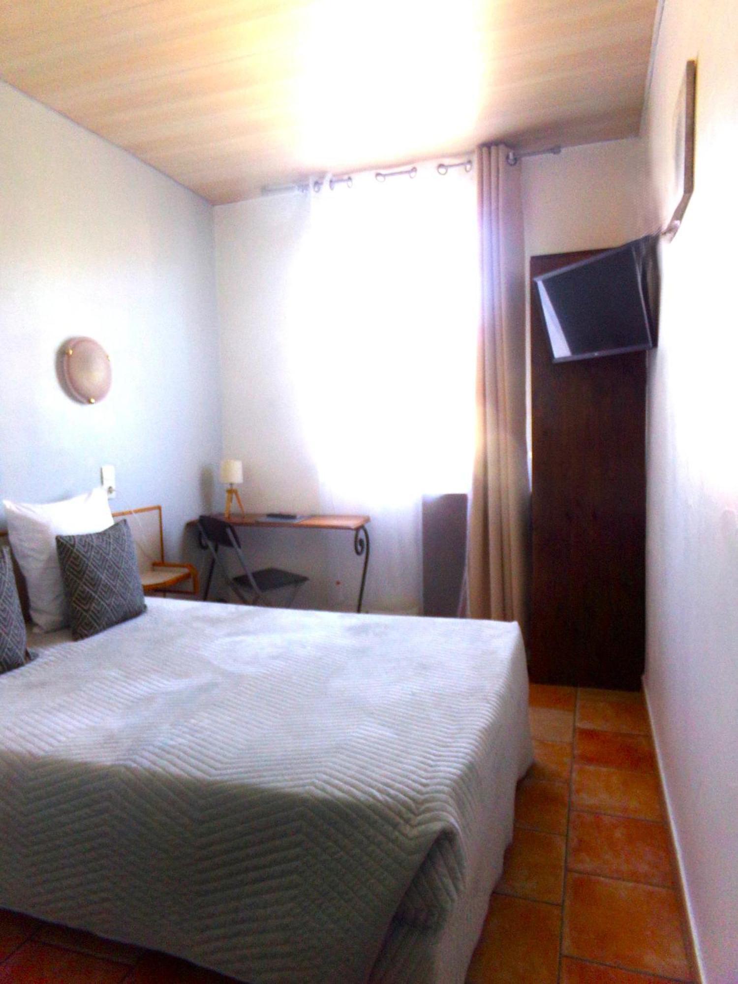 Hotel Du Lac Chateau-Arnoux-Saint-Auban Luaran gambar